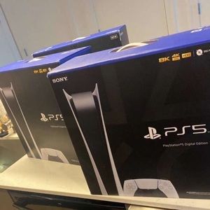 Playstation 5 lot (2 left)